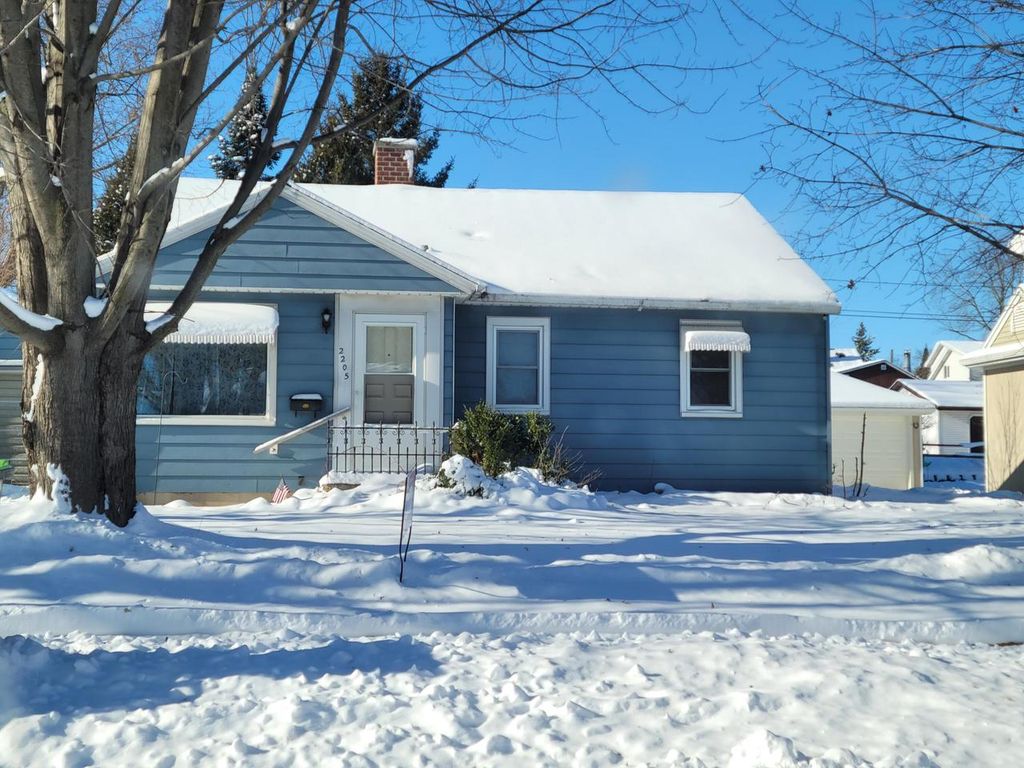 Photo of 2205 Van Buren STREET, New Holstein, WI 53061 (MLS # 1943362)