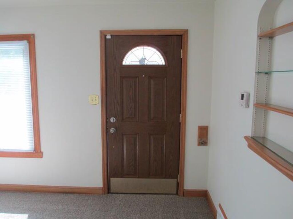 Photo of 3306 W Poe STREET, Milwaukee, WI 53215 (MLS # 1936020)