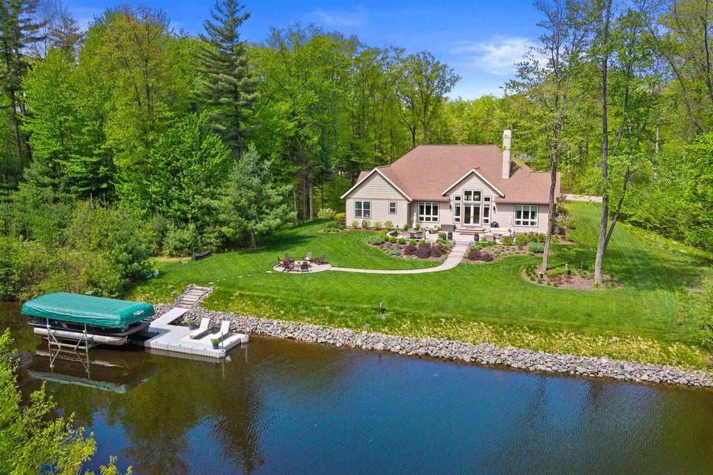 Photo of 1243 Bridgeview DRIVE, Wisconsin Rapids, WI 54494 (MLS # 22602227)