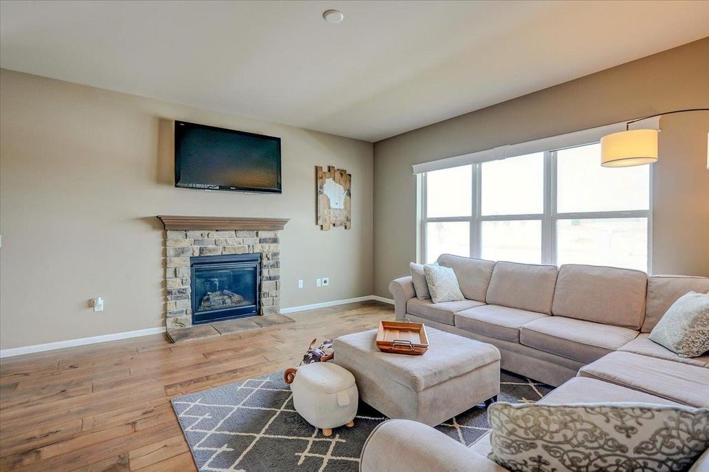 Photo of 490 Wynnwood DRIVE, Verona, WI 53593 (MLS # 2015590)