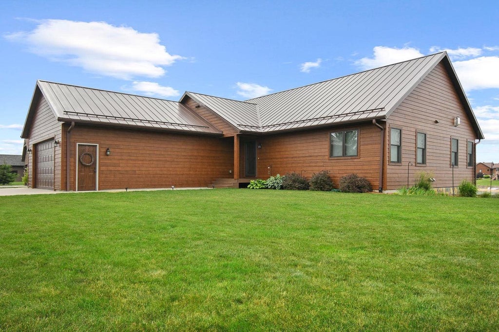 Photo of N8494 Northwater CIRCLE, New Lisbon, WI 53950 (MLS # 2027149)