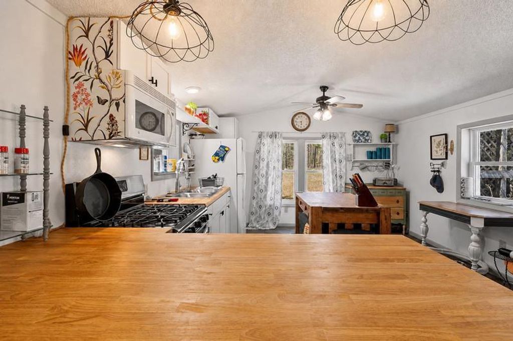 Photo of 10750 2nd AVENUE, Waupaca, WI 54981 (MLS # 50325062)