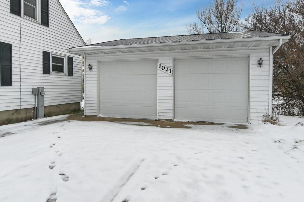 Photo of 1021 Navarino STREET, Algoma, WI 54201 (MLS # 50319783)