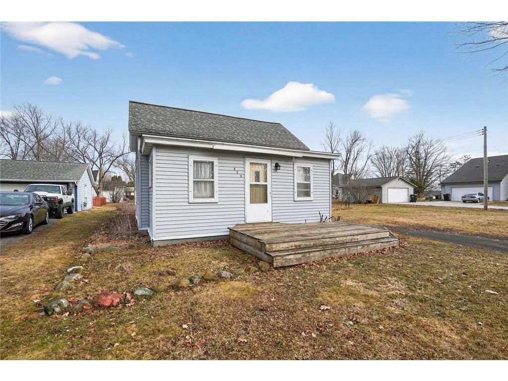 Photo of 809 E Park AVENUE, Luck, WI 54853 (MLS # 7043748)