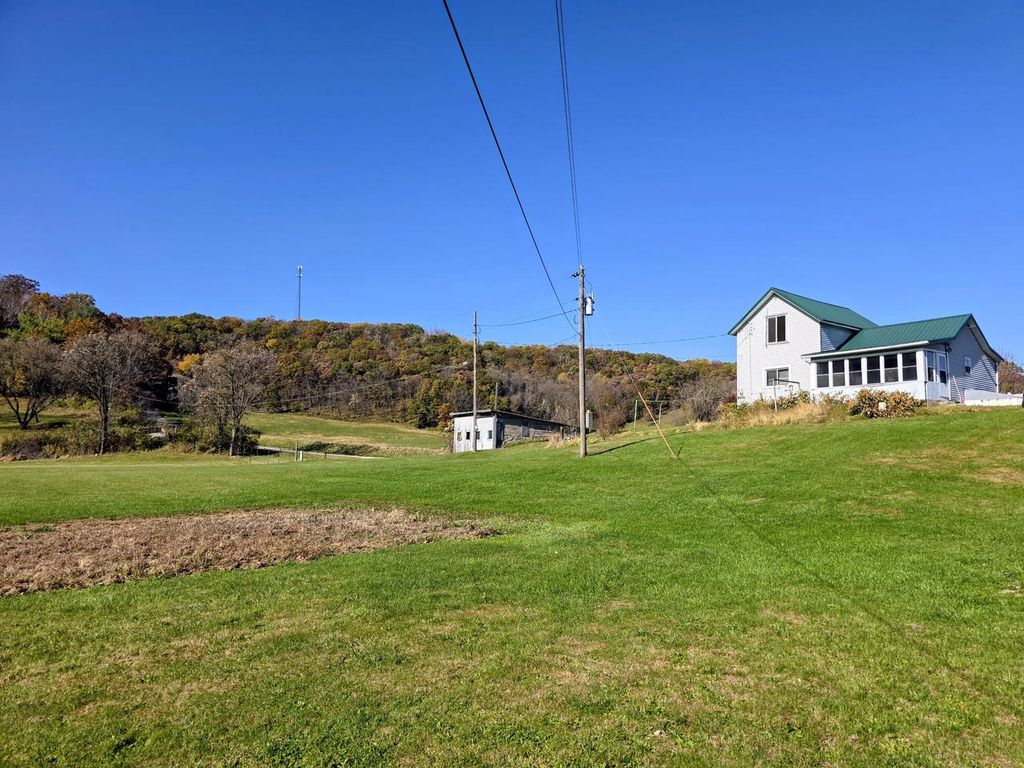 Photo of 213 Lower Ridge ROAD, Ontario, WI 54651 (MLS # 1940818)