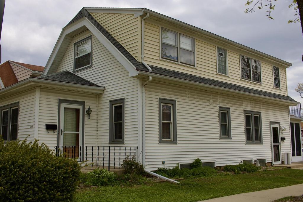 Photo of 2196 S 79th STREET, West Allis, WI 53219 (MLS # 1961443)