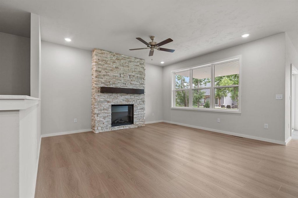 Photo of 3764 E Callalilly LANE, Appleton, WI 54913 (MLS # 50331943)
