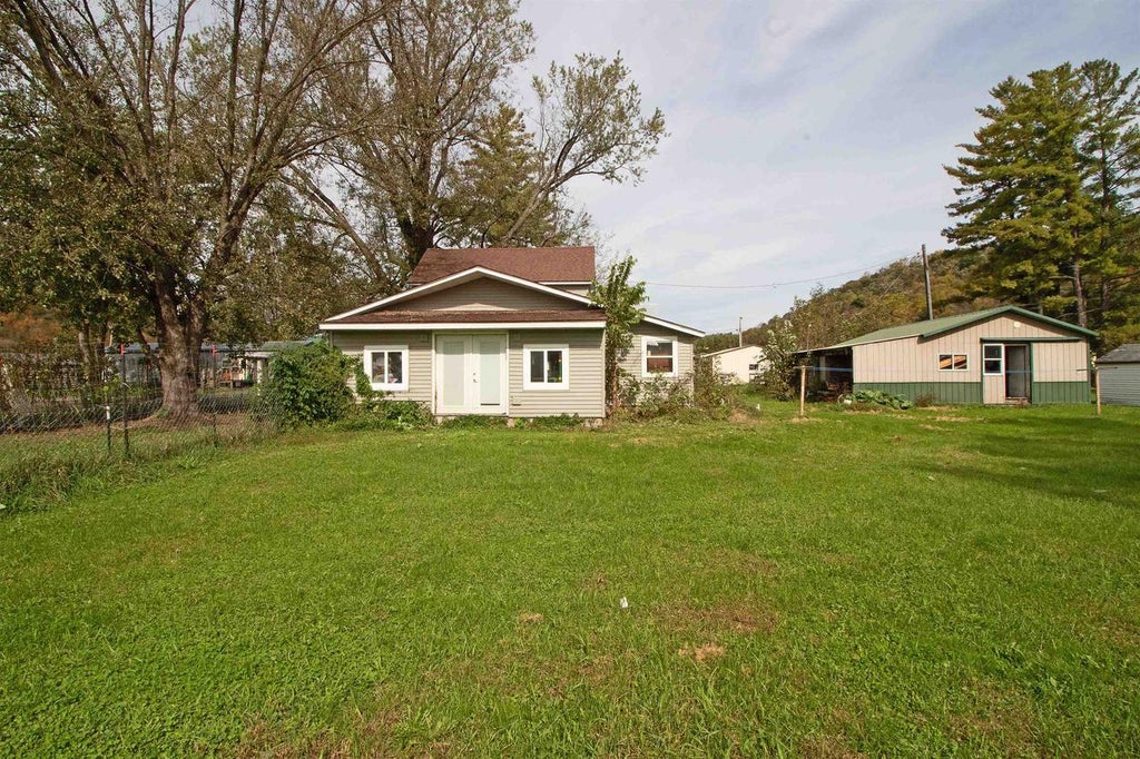 Photo of 25303 Jefferson STREET, Richland Center, WI 53581 (MLS # 2033768)