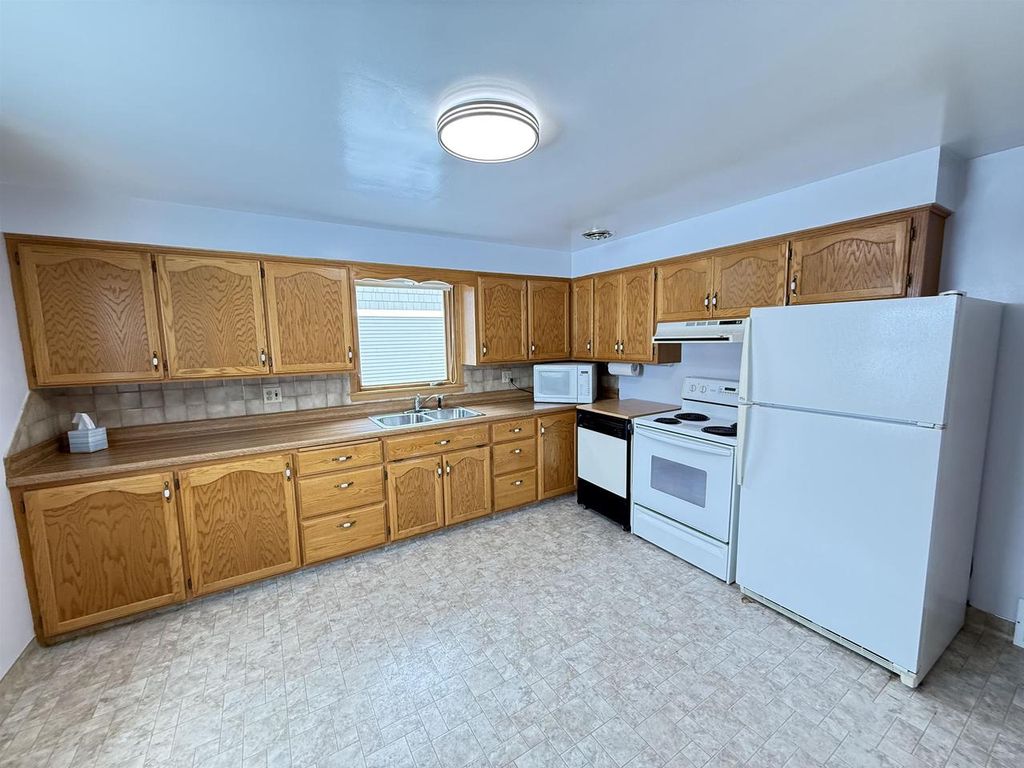 Photo of 1406 Henry STREET, Neenah, WI 54956 (MLS # 50318823)