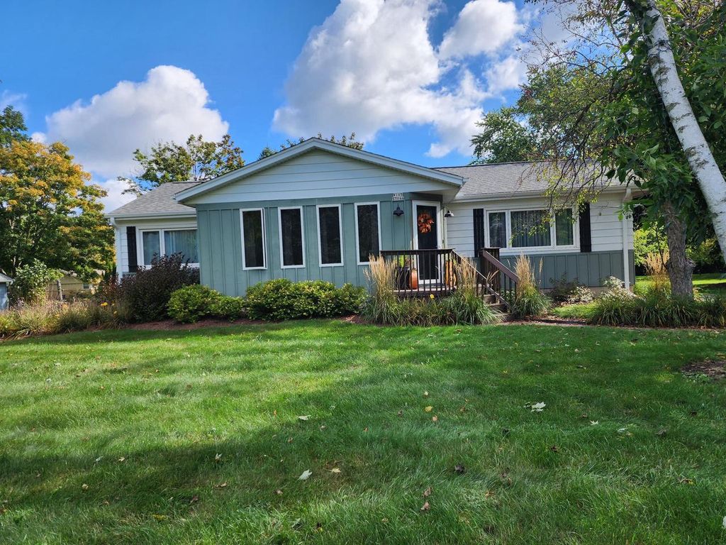 Photo of W145S7644 Durham DRIVE, Muskego, WI 53150 (MLS # 1938200)