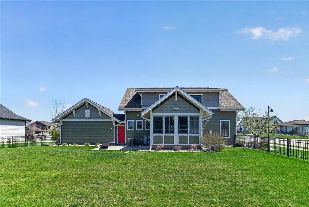 Photo of 4912 St Annes DRIVE, Middleton, WI 53597 (MLS # 2021152)