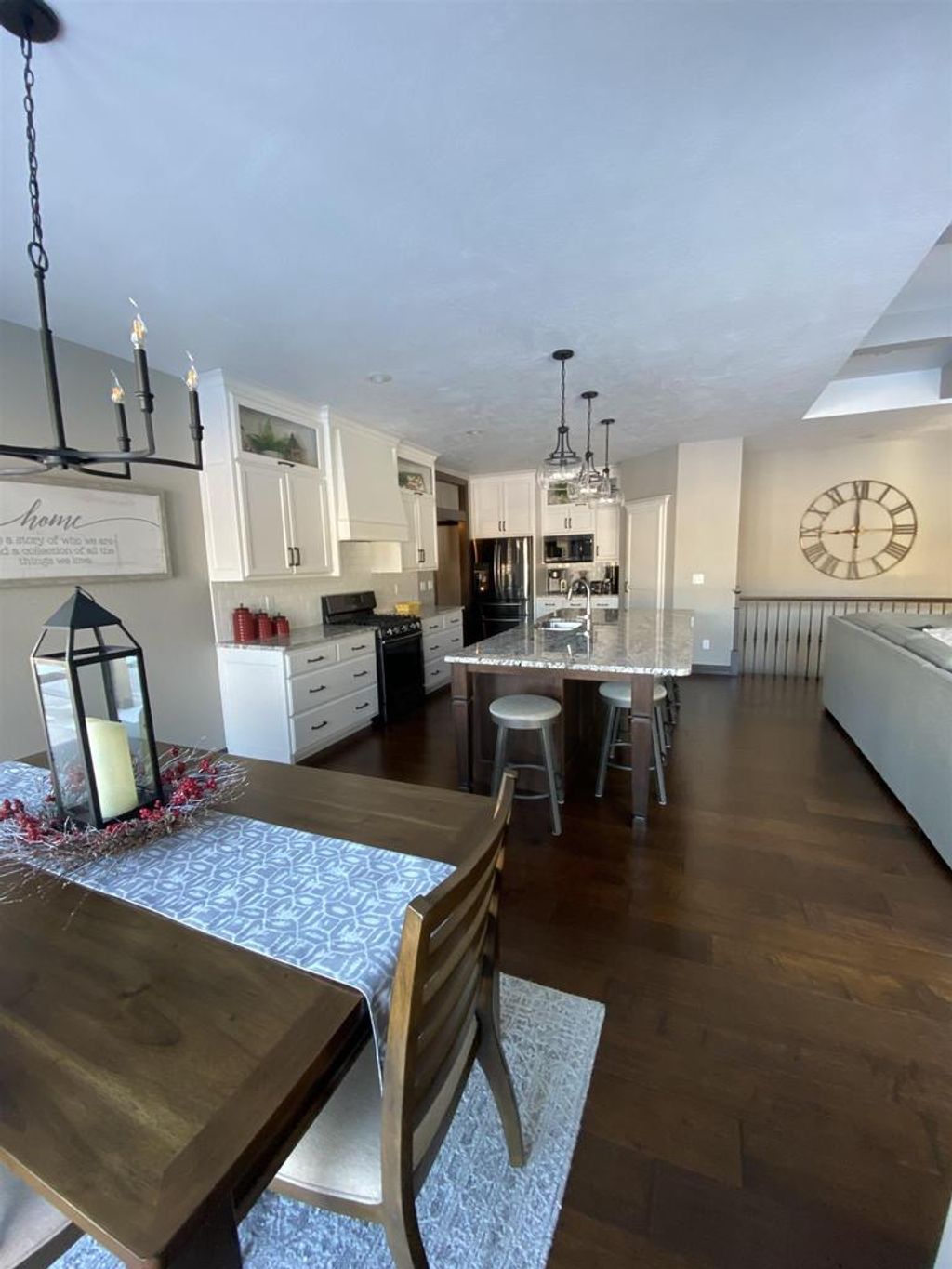 Photo of 1630 Ravine DRIVE, Green Bay, WI 54313 (MLS # 50320816)