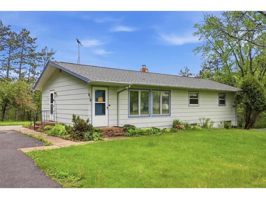 Photo of 619 Seminole AVENUE, Osceola, WI 54020 (MLS # 7028522)