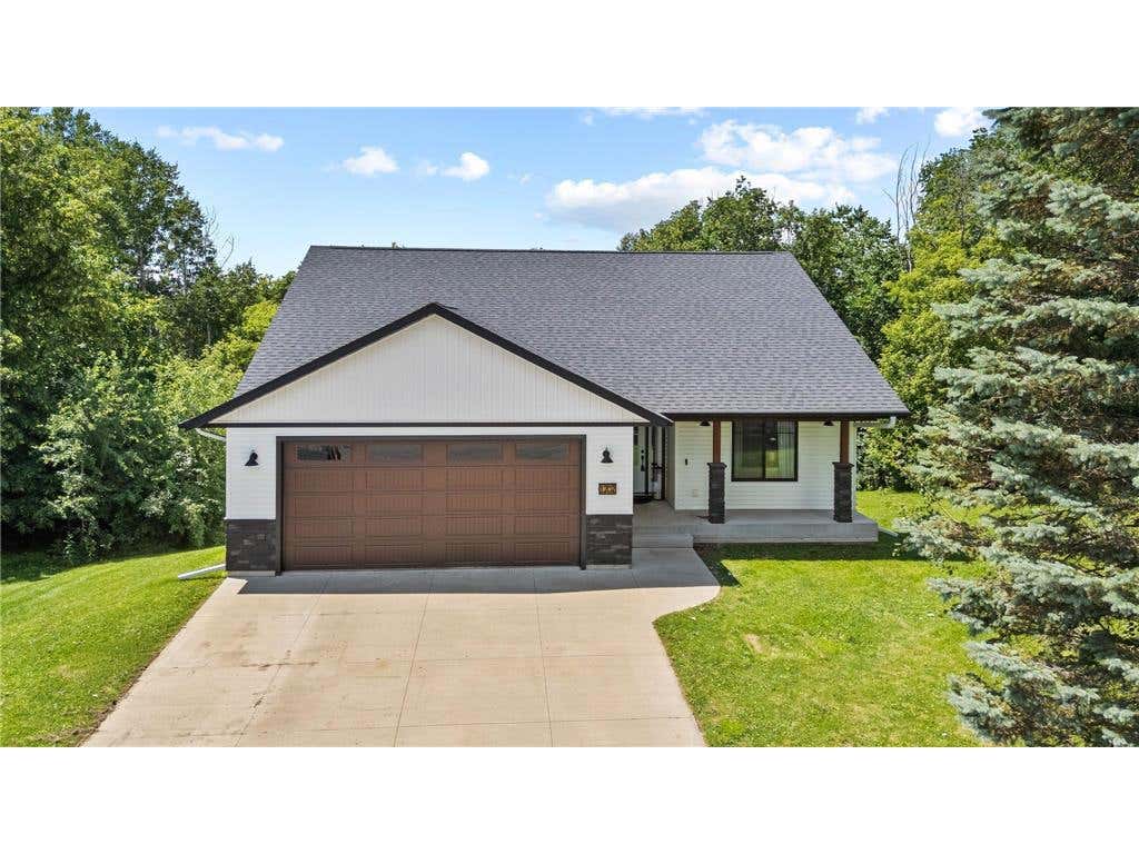 Photo of W1202 Oakridge COURT, Spring Valley, WI 54767 (MLS # 7100239)