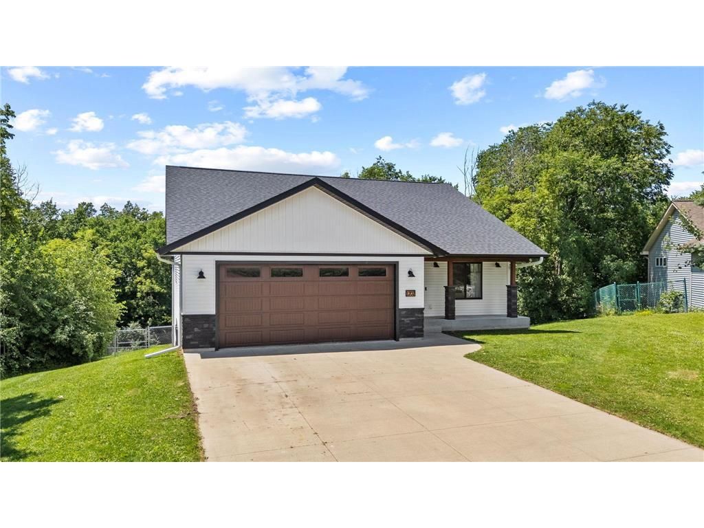 Photo of W1202 Oakridge COURT, Spring Valley, WI 54767 (MLS # 7100239)