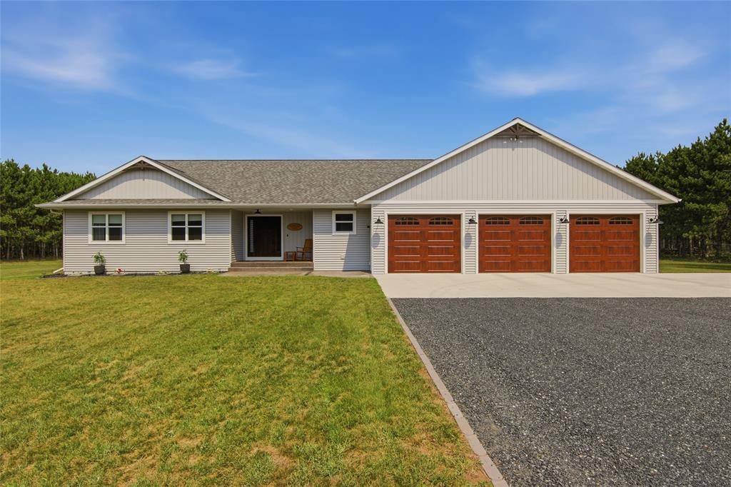 Photo of 11140 40th AVENUE, Chippewa Falls, WI 54729 (MLS # 1604389)