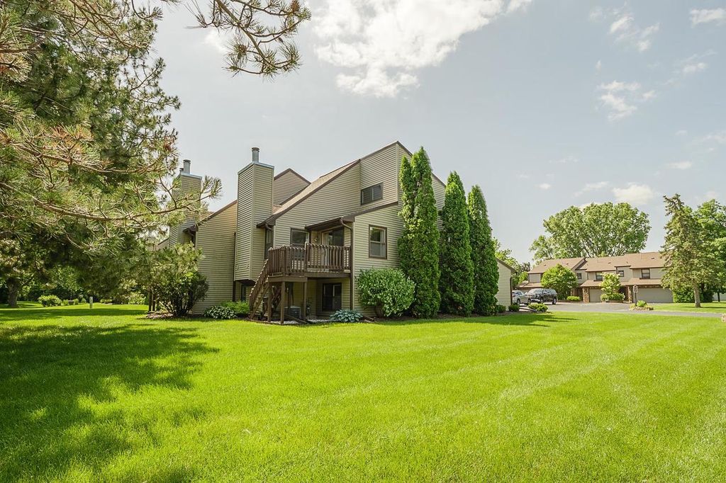Photo of 630 Brule ROAD #11, De Pere, WI 54115 (MLS # 50320057)