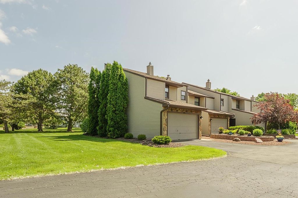 Photo of 630 Brule ROAD #11, De Pere, WI 54115 (MLS # 50320057)