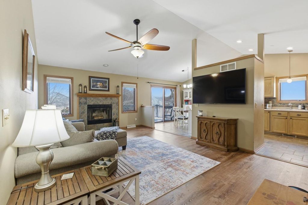 Photo of 564 S Burr Oak AVENUE, Oregon, WI 53575 (MLS # 2016024)