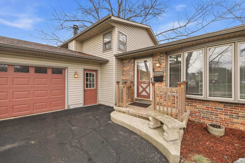 Photo of 1213 Adrian BOULEVARD, Fort Atkinson, WI 53538 (MLS # 2020680)