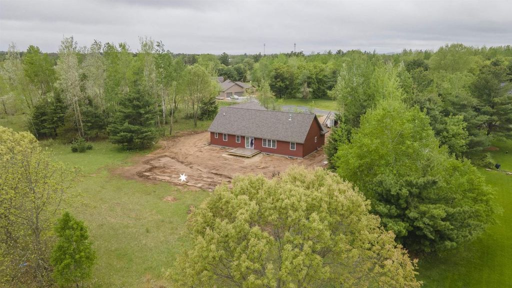Photo of 217 N Mossy Oak COURT, Wautoma, WI 54982 (MLS # 50326425)