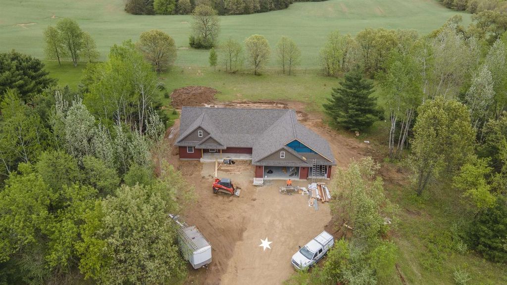Photo of 217 N Mossy Oak COURT, Wautoma, WI 54982 (MLS # 50326425)