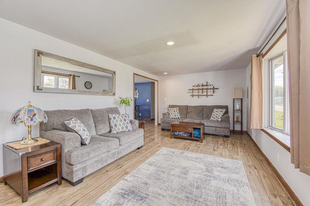 Photo of 590 Ridge AVENUE, Platteville, WI 53818 (MLS # 2022907)