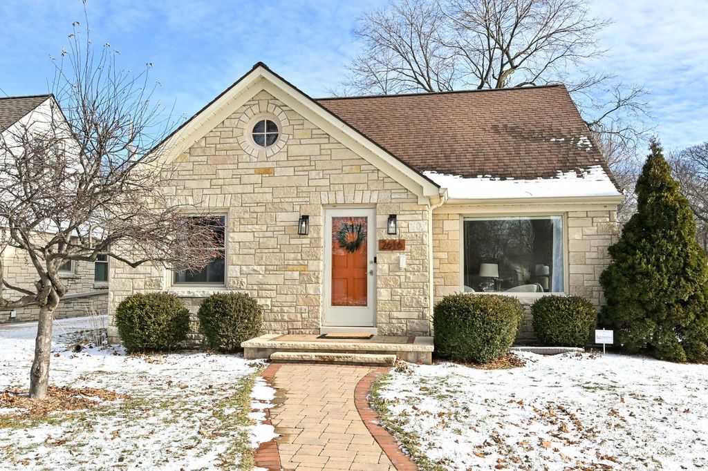 Photo of 2616 N 85th STREET, Wauwatosa, WI 53226 (MLS # 1948264)
