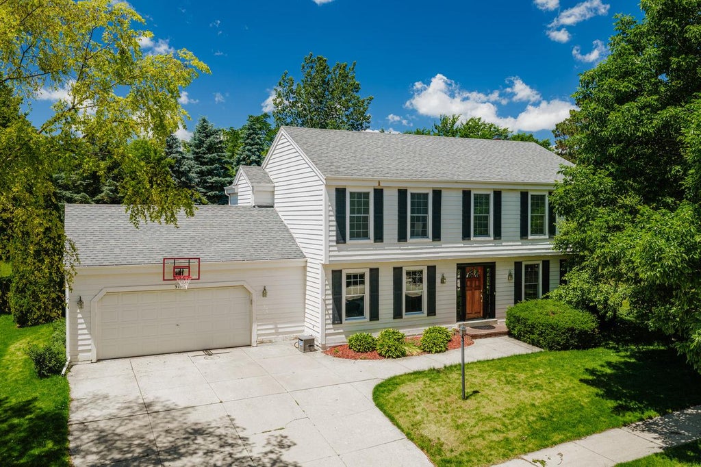 Photo of 3106 Fox Ridge DRIVE, Waukesha, WI 53189 (MLS # 1967647)