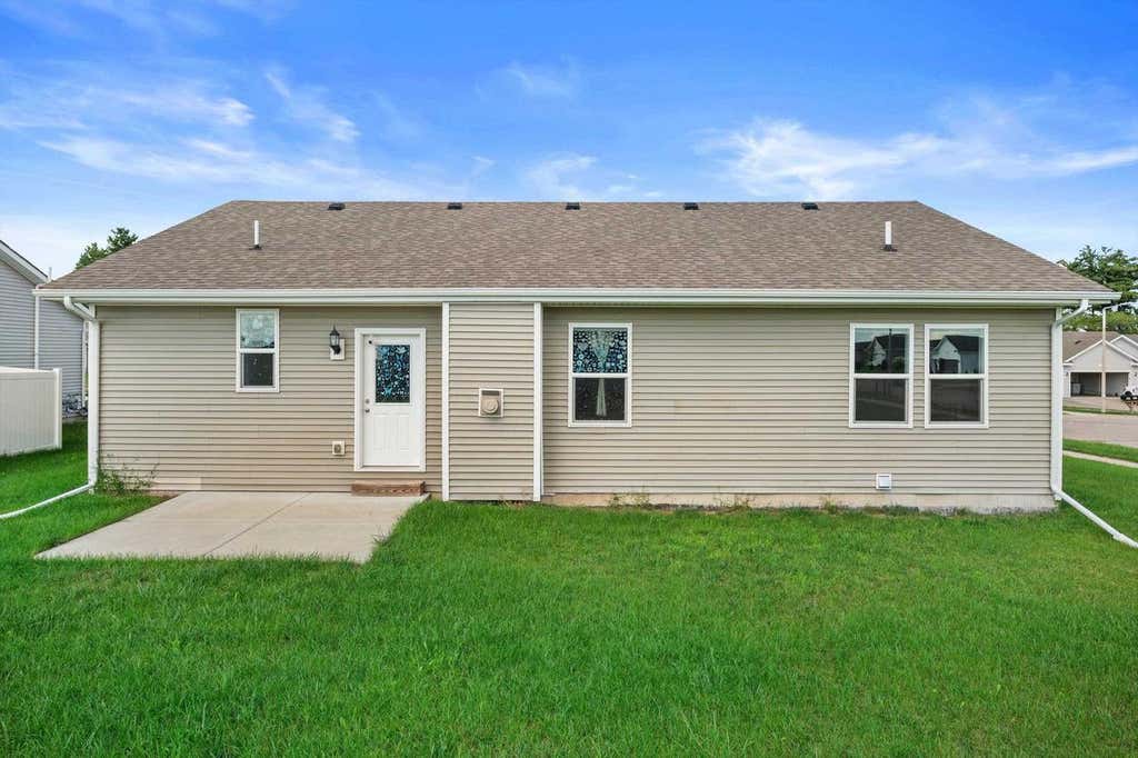 Photo of 4340 Dublin DRIVE, Janesville, WI 53546 (MLS # 2030842)