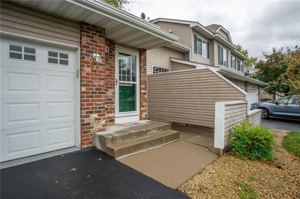 Photo of 834 Evergreen CIRCLE, Hudson, WI 54016 (MLS # 1596570)