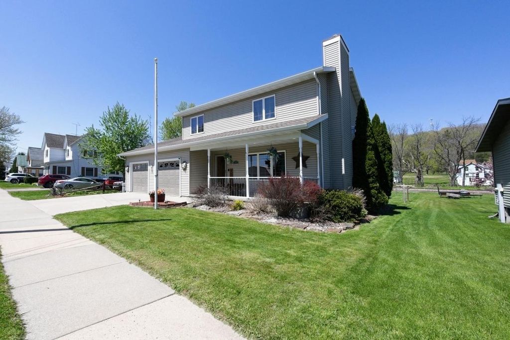 Photo of 312 E Walnut STREET, North Freedom, WI 53951 (MLS # 2022432)