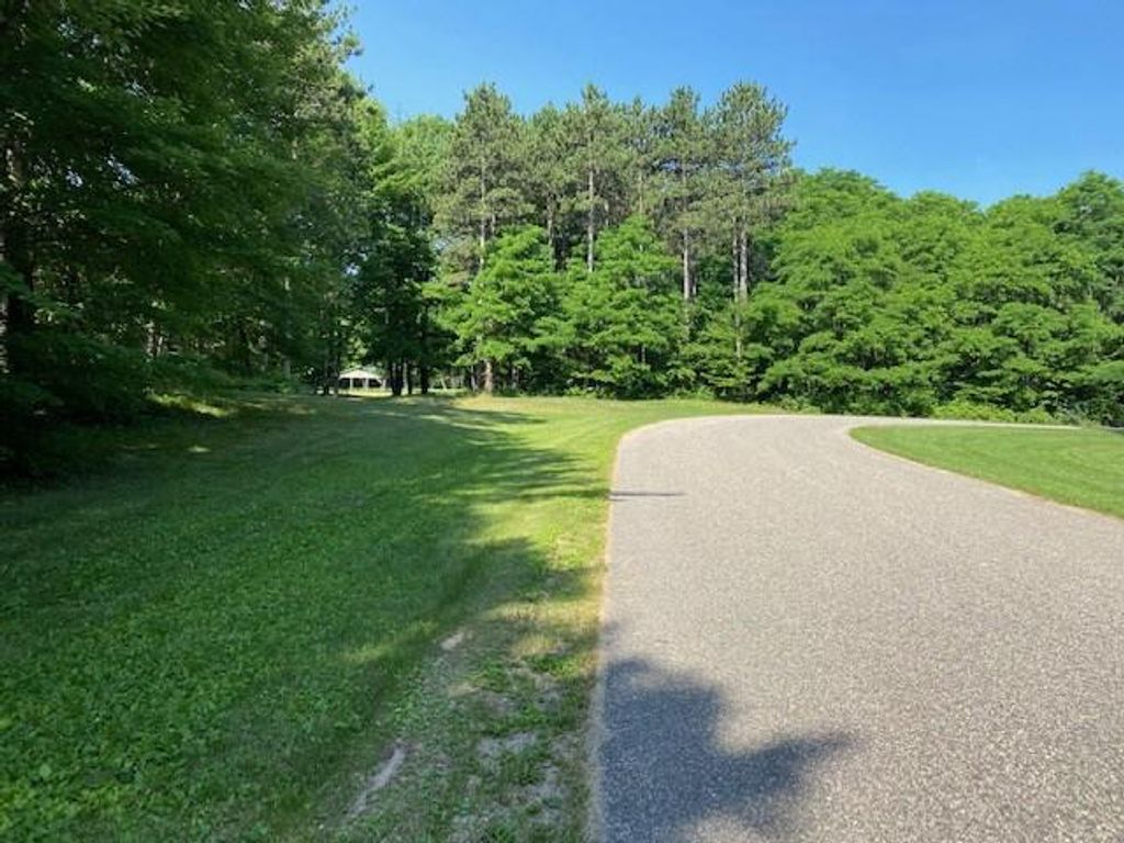 Photo of Lot 18 Oak Hill Estates, Mauston, WI 53948 (MLS # 2020501)