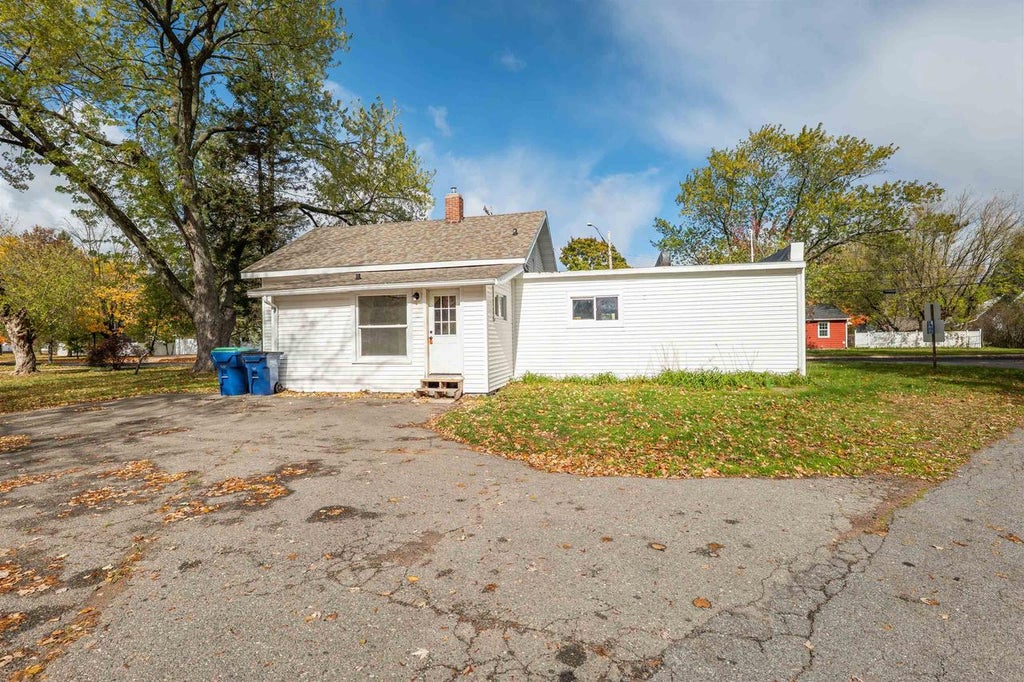 Photo of 601 Chellis STREET, Wausau, WI 54401 (MLS # 22605193)
