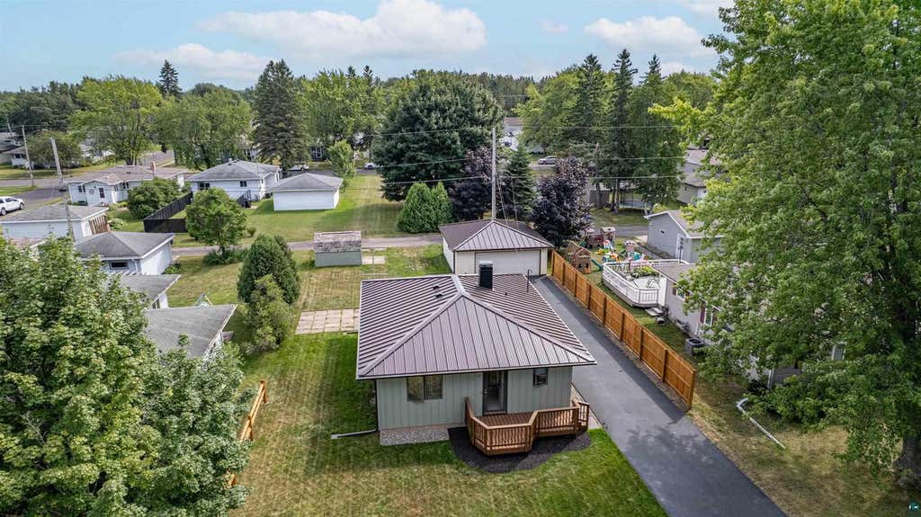 Photo of 38 Maple AVENUE, Superior, WI 54880 (MLS # 6127356)