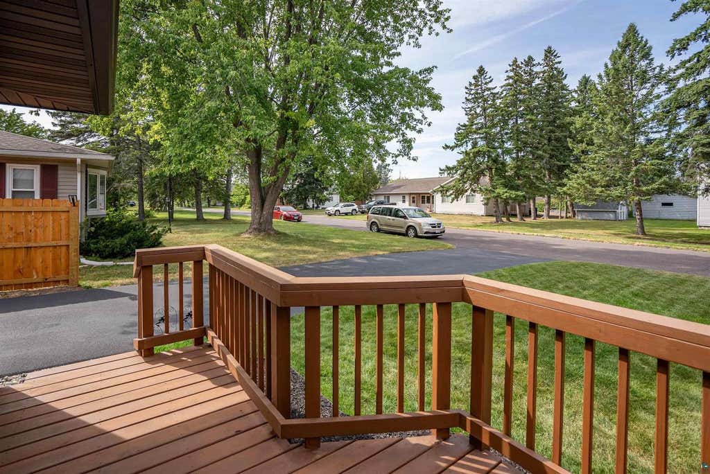 Photo of 38 Maple AVENUE, Superior, WI 54880 (MLS # 6127356)