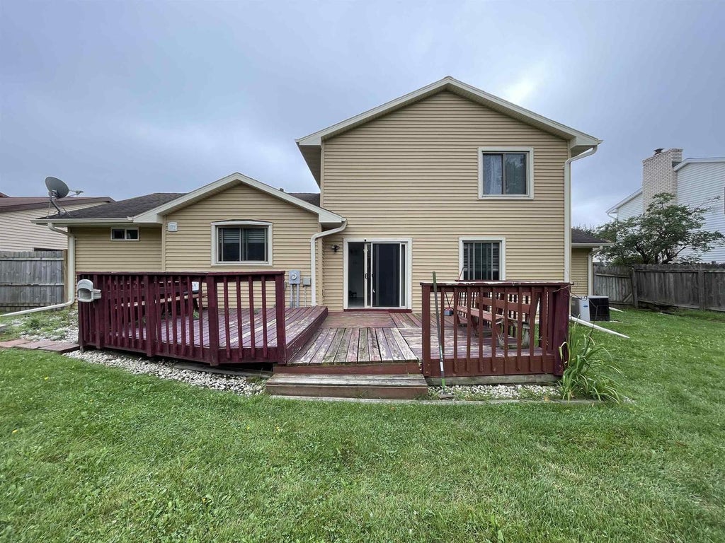 Photo of 2565 Carmel LANE, Green Bay, WI 54311 (MLS # 50332674)