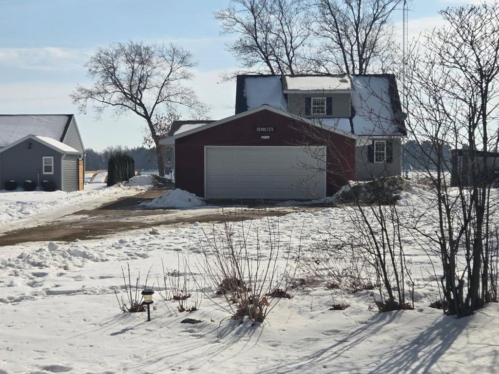 Photo of N8067 Tuttle Lake ROAD, Neshkoro, WI 54960 (MLS # 2019727)