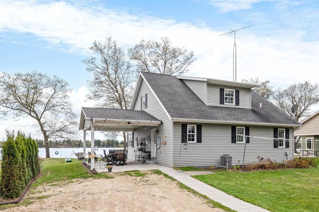 Photo of N8067 Tuttle Lake ROAD, Neshkoro, WI 54960 (MLS # 2019727)
