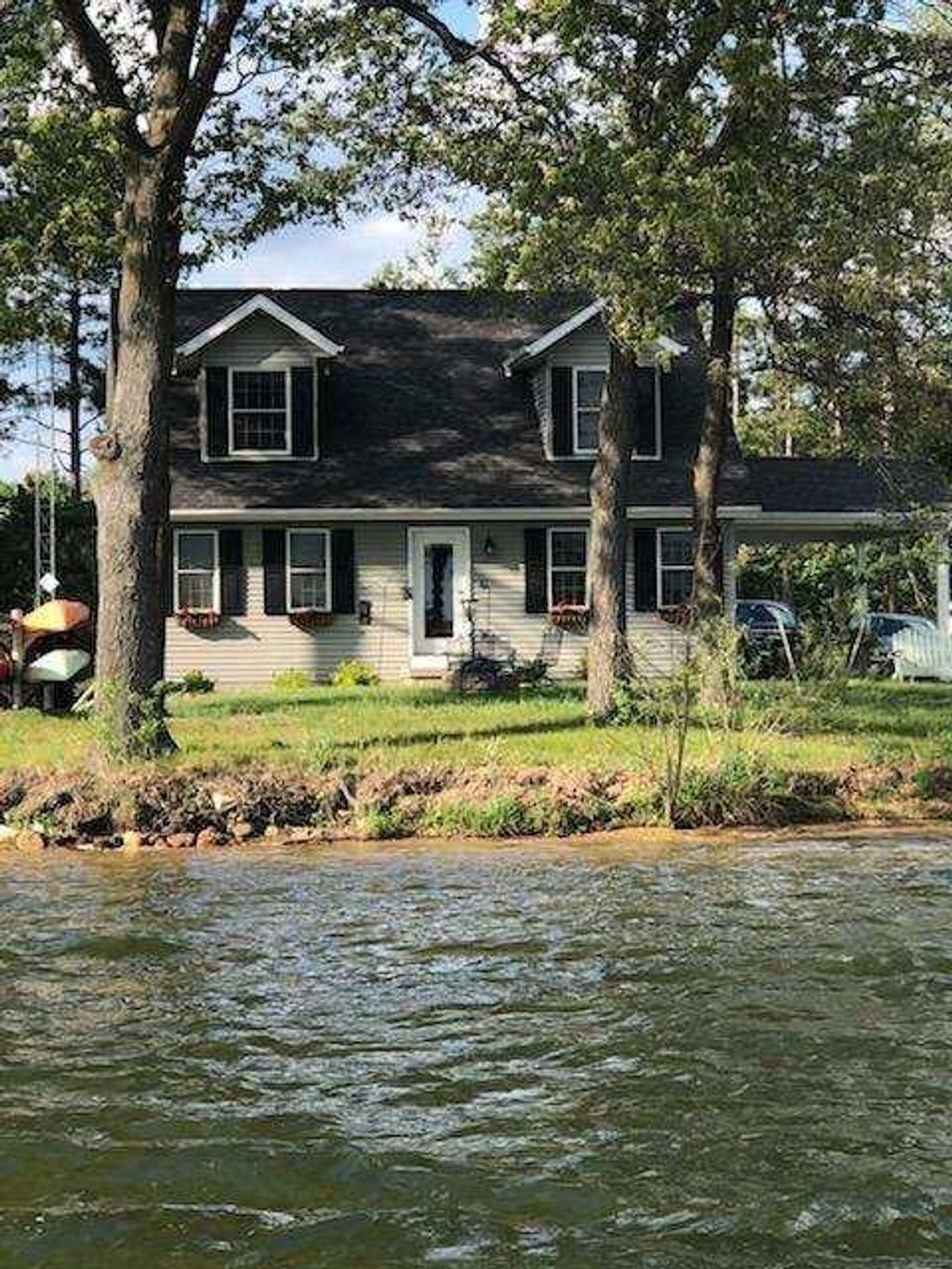 Photo of N8067 Tuttle Lake ROAD, Neshkoro, WI 54960 (MLS # 2019727)