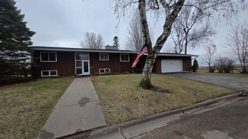 Photo of 856 Pleasant STREET, Lancaster, WI 53813 (MLS # 2019922)