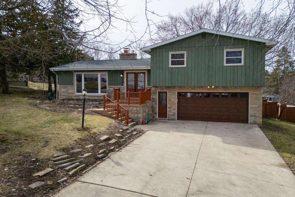 Photo of 2743 Lyman LANE, Fitchburg, WI 53711 (MLS # 2017638)