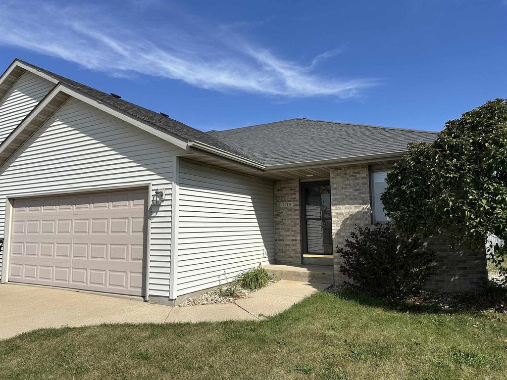 Photo of 2710 N Wright ROAD, Janesville, WI 53546 (MLS # 2009834)