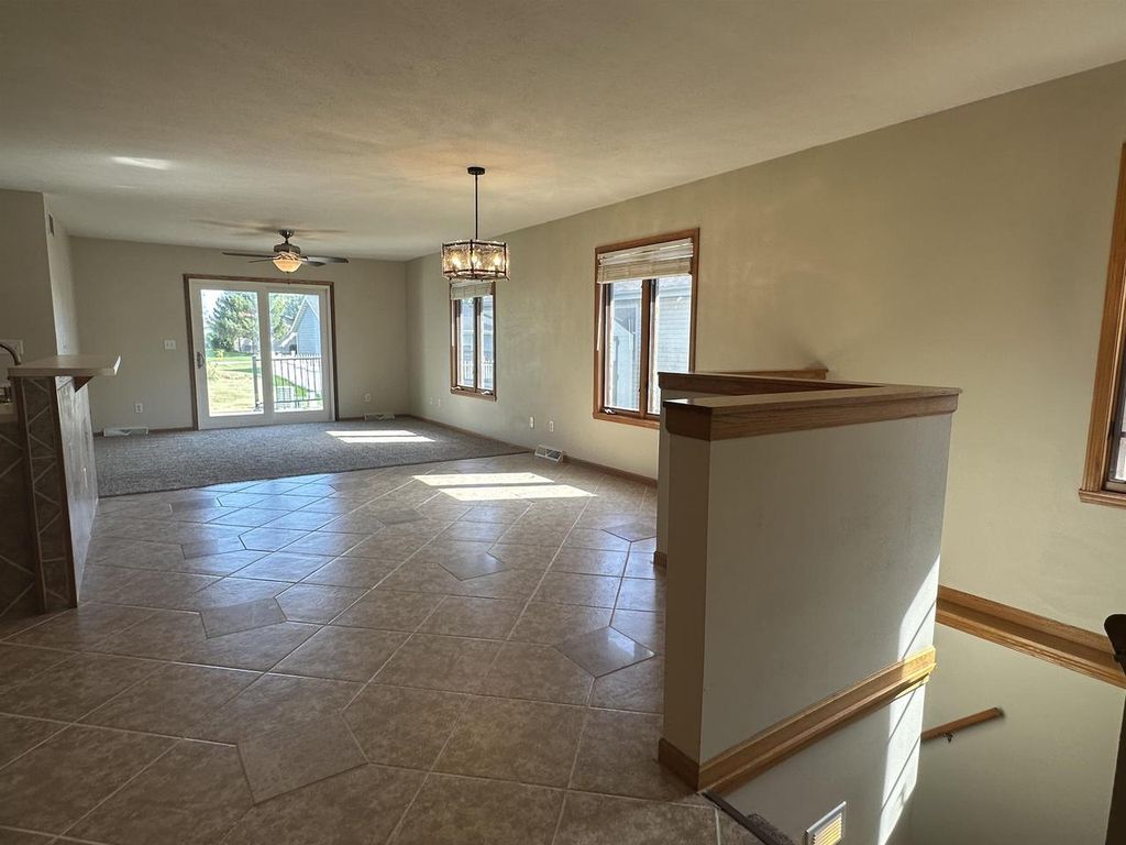 Photo of 2710 N Wright ROAD, Janesville, WI 53546 (MLS # 2009834)