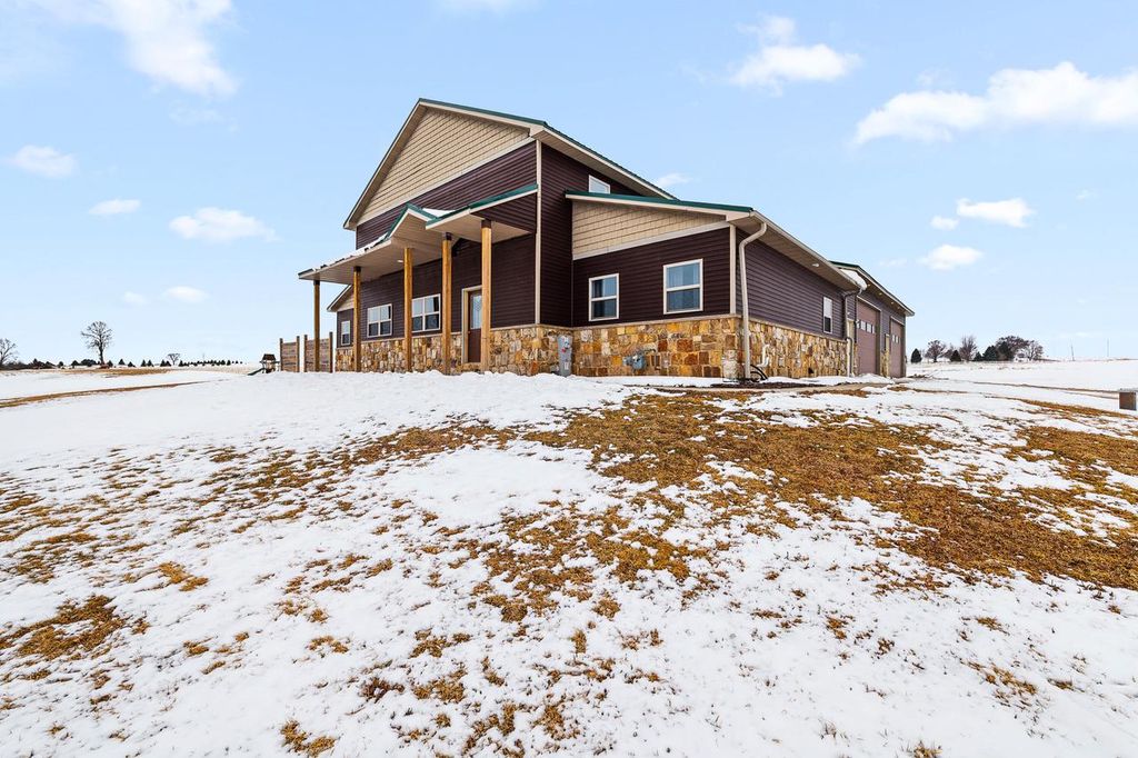Photo of W3335 Bauer ROAD, Mayville, WI 53050 (MLS # 1950130)