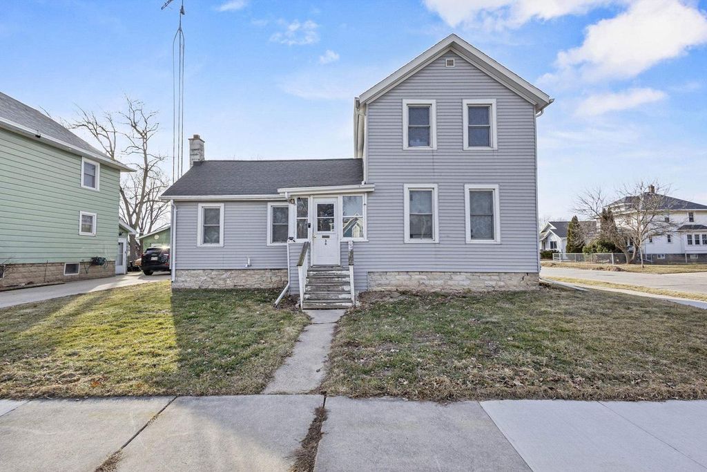 Photo of 36 N Butler STREET, Fond Du Lac, WI 54935 (MLS # 50321902)