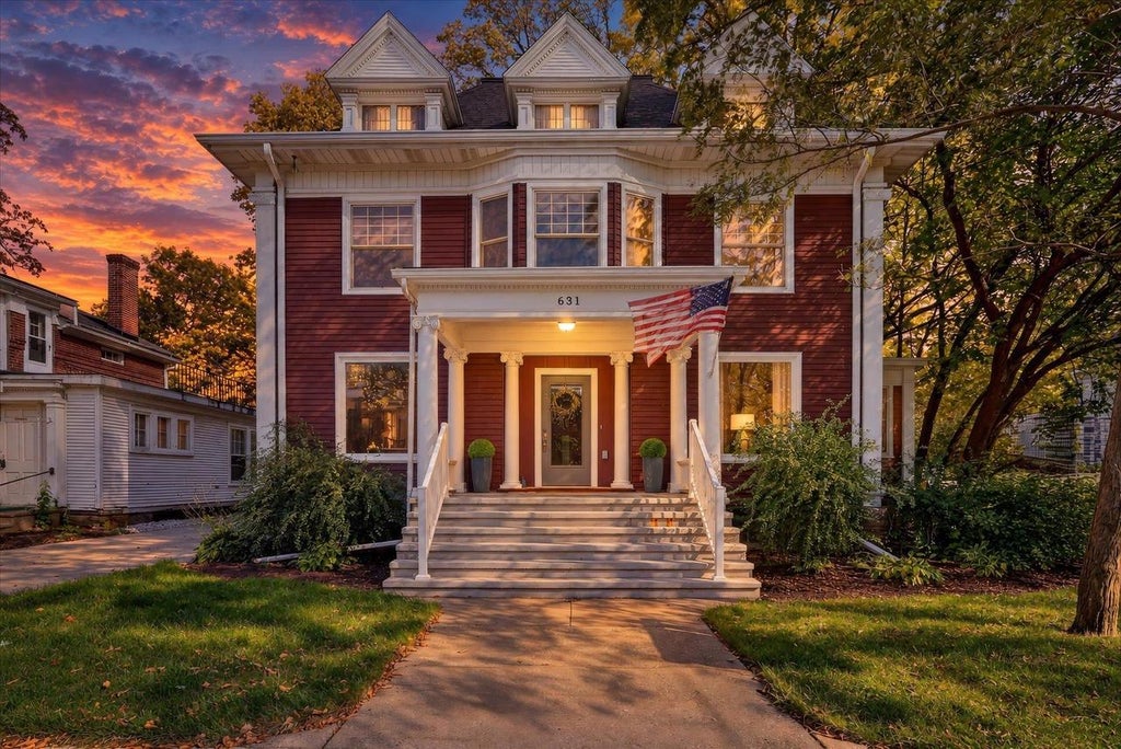 Photo of 631 College STREET, Beloit, WI 53511 (MLS # 2034615)