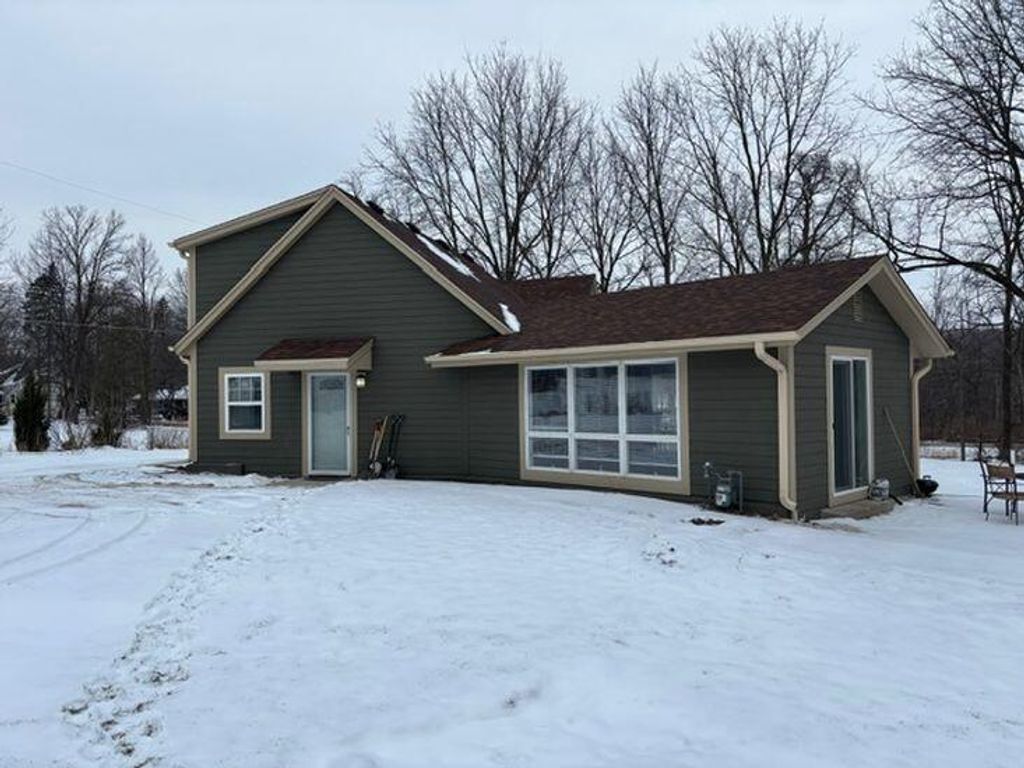 Photo of N64W21021 Mill ROAD, Menomonee Falls, WI 53051 (MLS # 1946260)