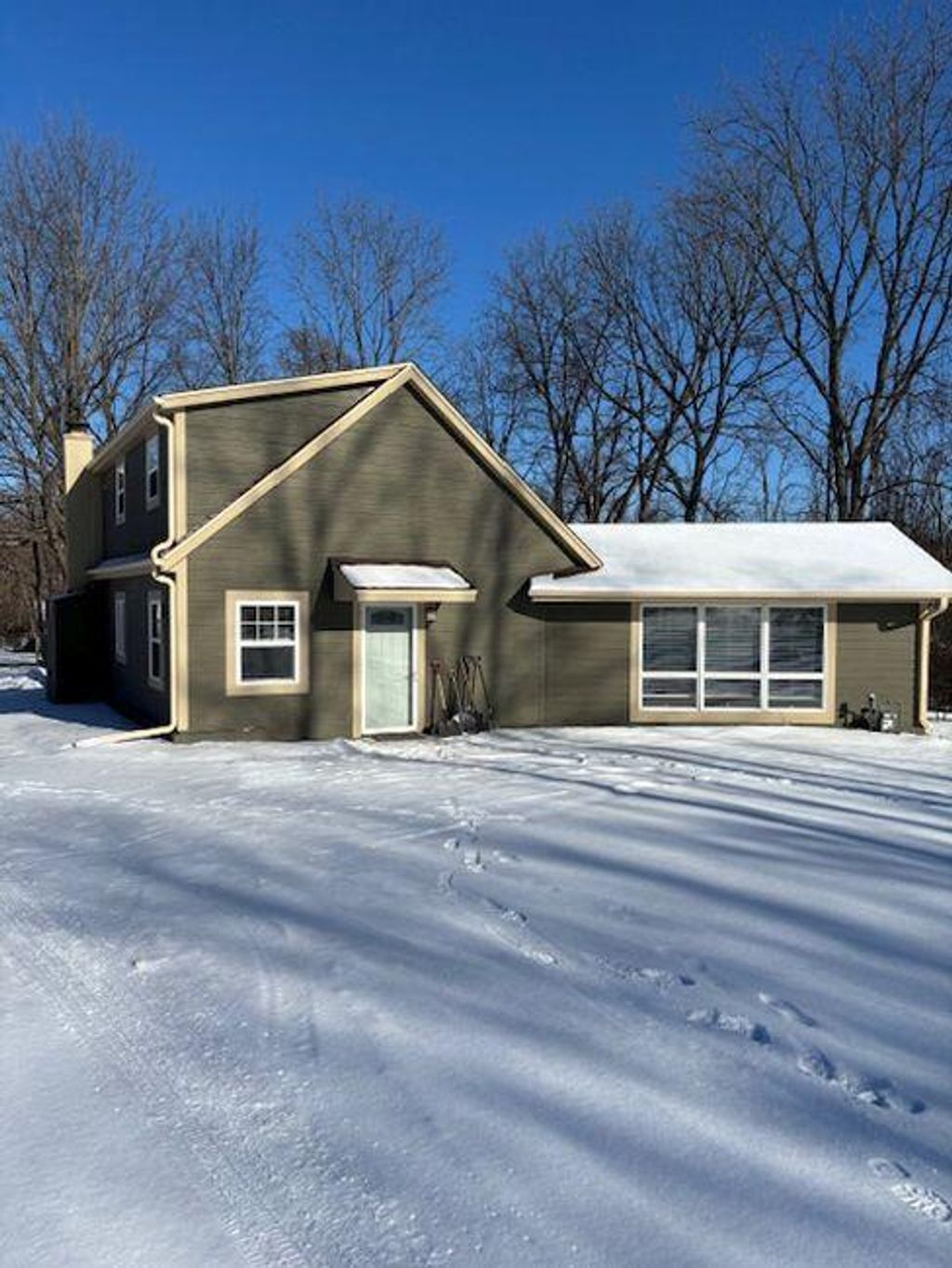 Photo of N64W21021 Mill ROAD, Menomonee Falls, WI 53051 (MLS # 1946260)