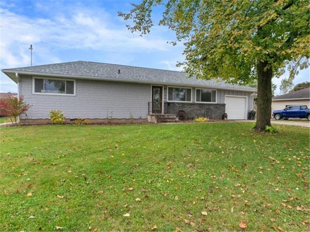 Photo of 568 Locust STREET, Prescott, WI 54021 (MLS # 6805786)